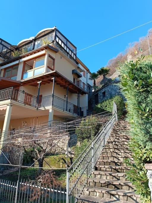 Patty Zu - Lakeside Apartment Riva di Solto Exterior foto